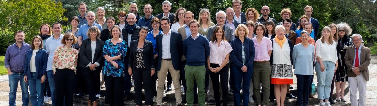 Le groupe des 34 auditrices et auditeurs, des membres du conseil scientifique et de l'équipe de l'INTEFP
